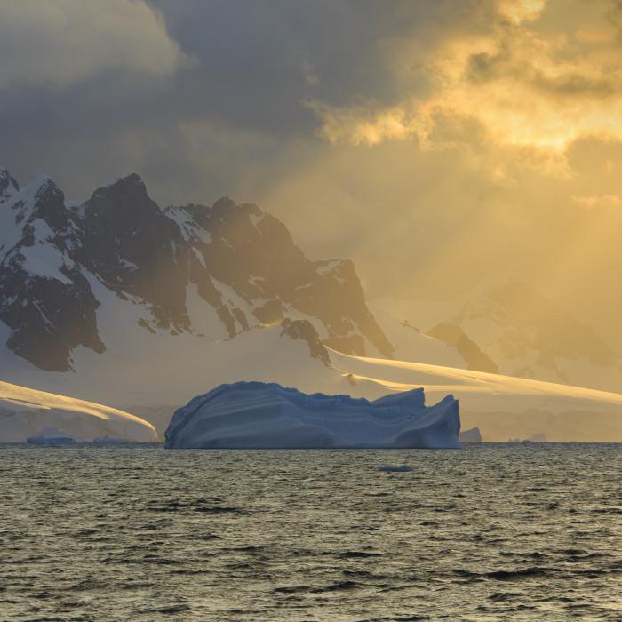 Antarctica, photo by Yuriy Molchanov