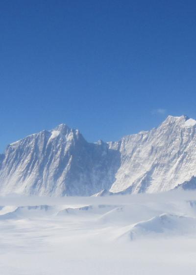 Mount Tyree (by Antarctic Logistics Agent)